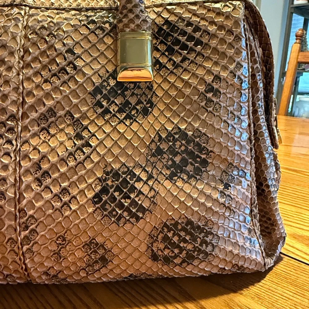 Judith Leiber Python Vintage - Picture 3 of 15